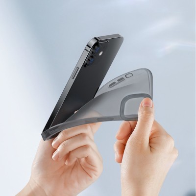 Baseus egyszerű átlátszó telefontok iPhone 13-hoz (szürke)